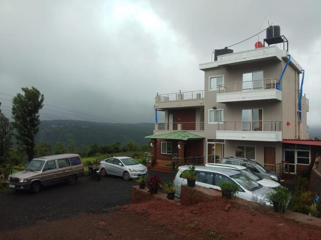 Hotel Magic Mountain,Mahābaleshwar Eksteriør bilde